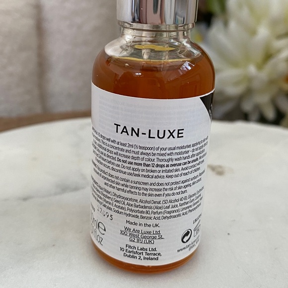 NEW Tan-Luxe THE FACE Illuminating Self-Tan Drops | Light/Medium - Picture 7 of 13